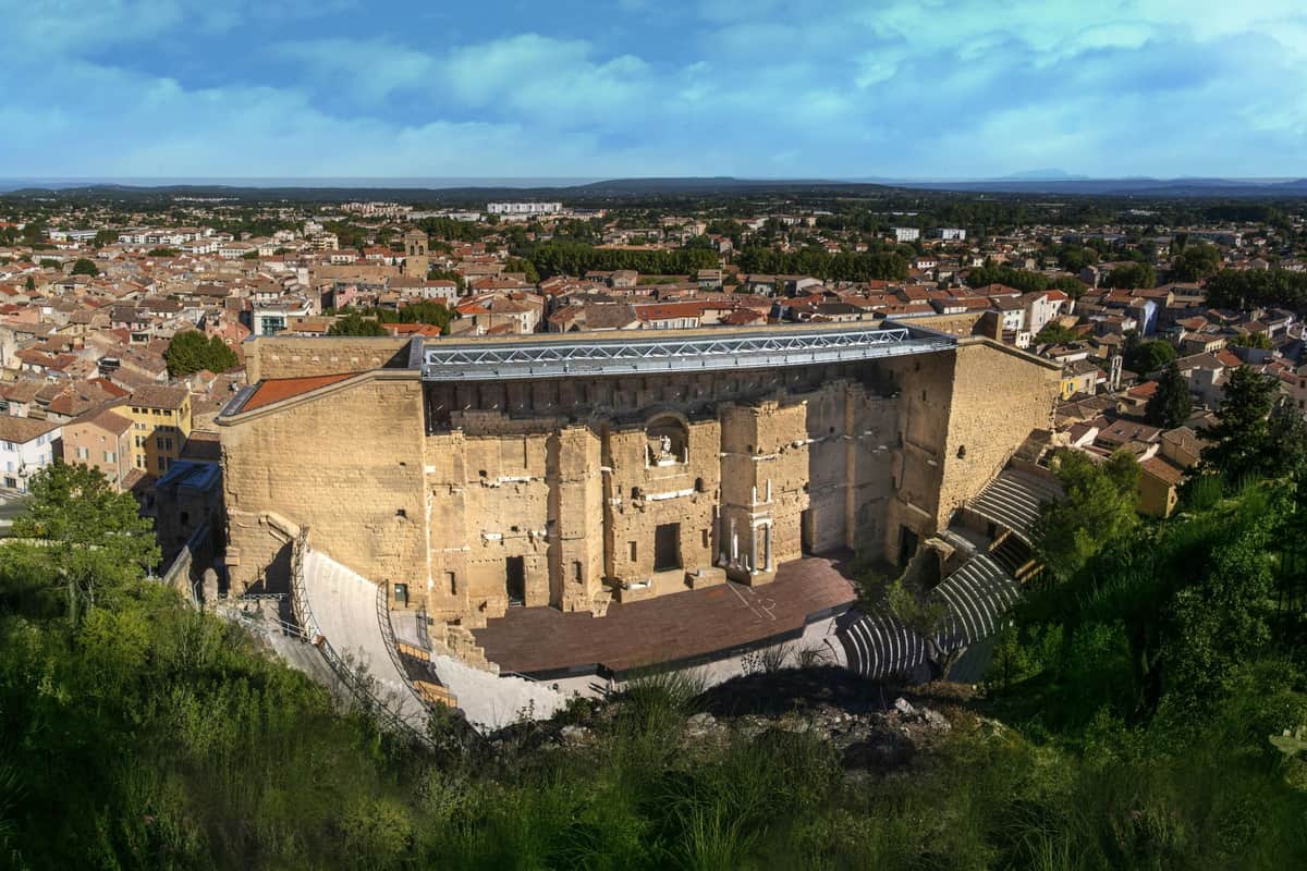 Orange: Triumphal Arch, Museum of Art & History and Roman Theatre Stage Wall