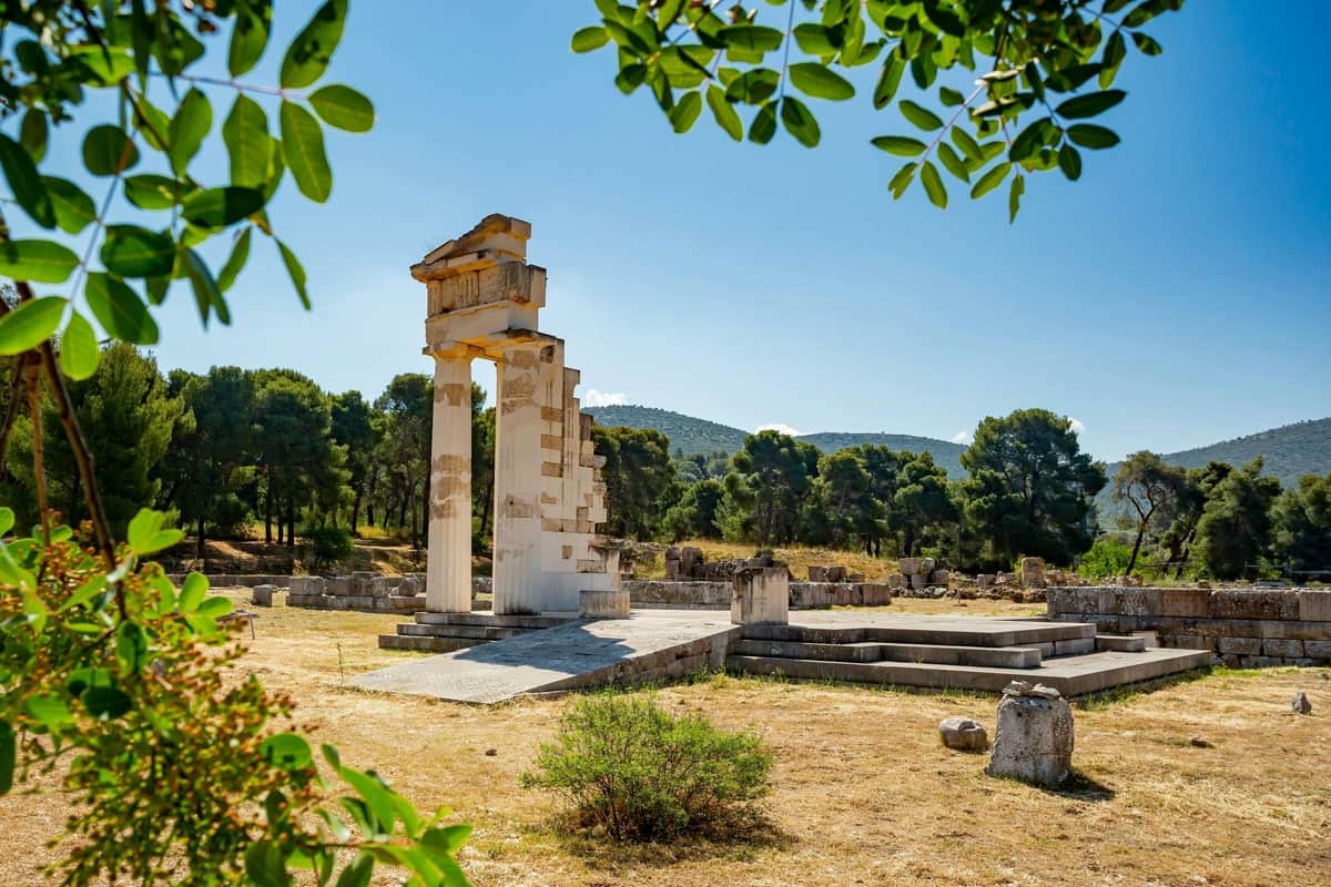 Epidaurus, Mycenae & Nafplio: Full-Day Small Group Guided Tour from Athens Temple of Apollo in Ancient Epidaurus
