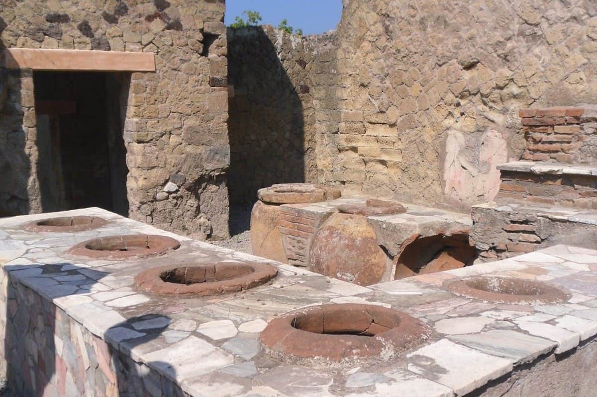 Herculaneum: Audio Guide App ruins