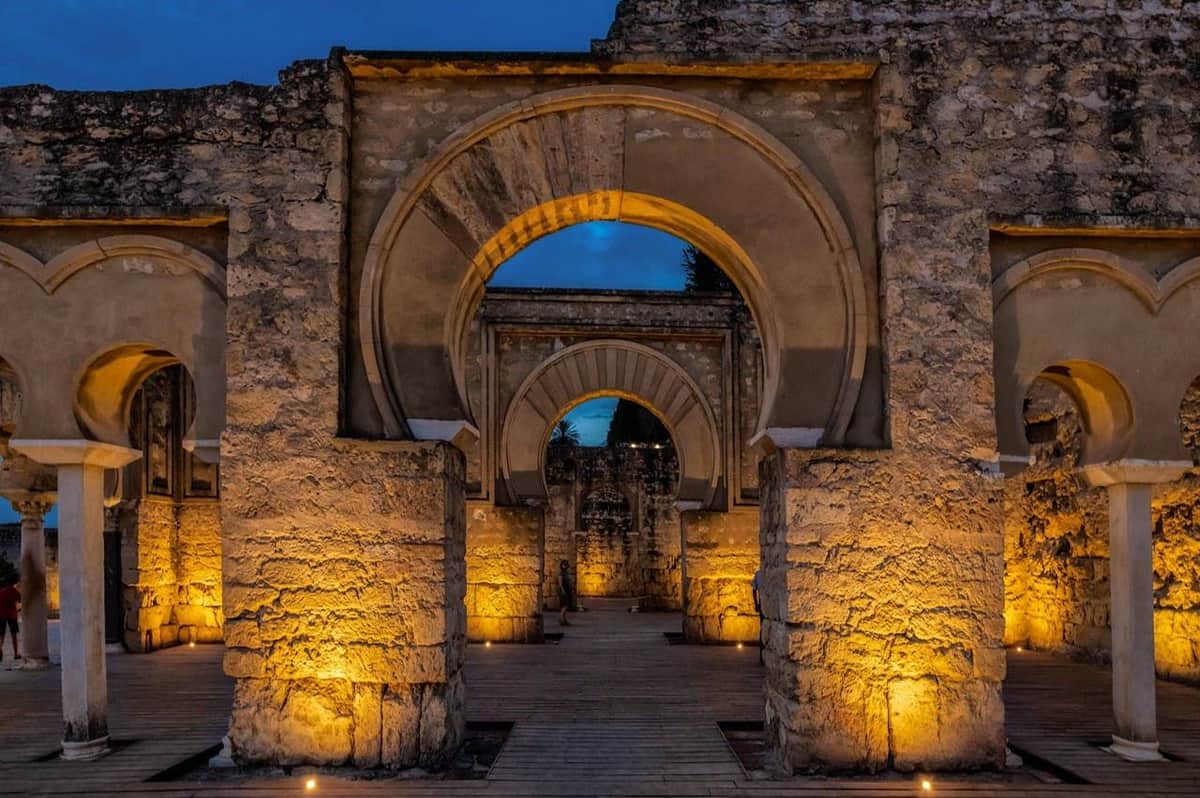 Night Guided Tour to Medina Azahara Medina Azahara