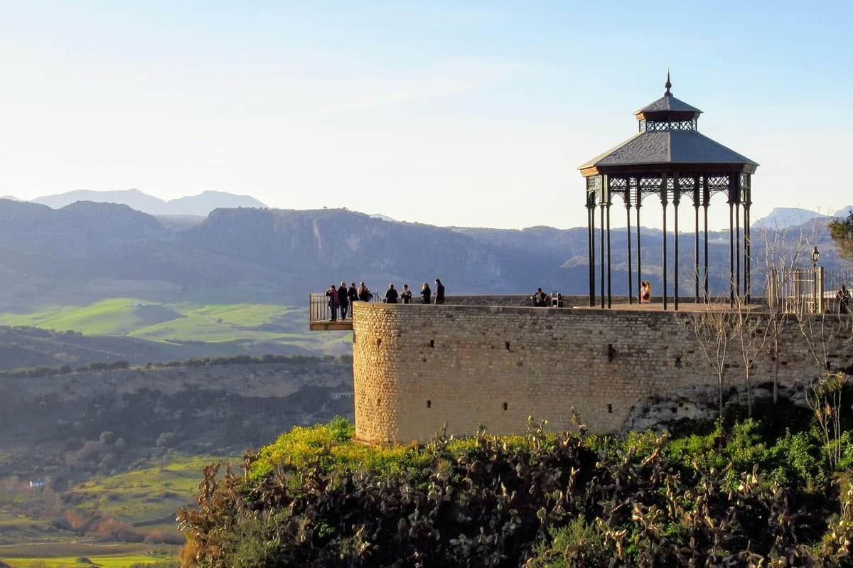 Ronda & Setenil de las Bodegas from Málaga: Guided Group Tour gazebo