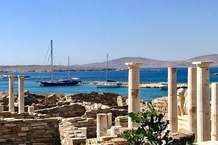 Rhenia: Yacht Cruise from Mykonos + Delos Guided Tour + Lunch