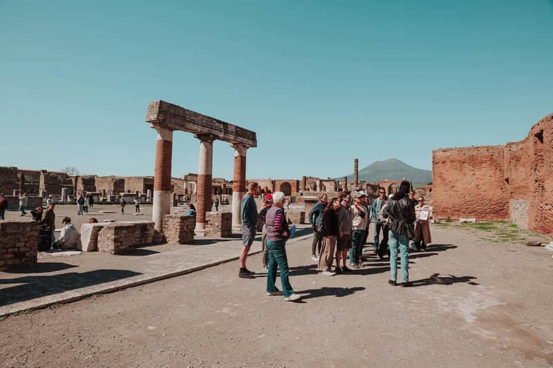 Pompeii & Mount Vesuvius: Small Group Guided Tour + Transfers