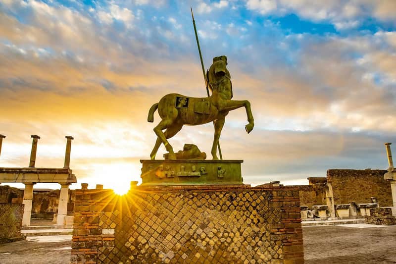 Pompeii, Amalfi Coast & Sorrento: Day Trip from Rome