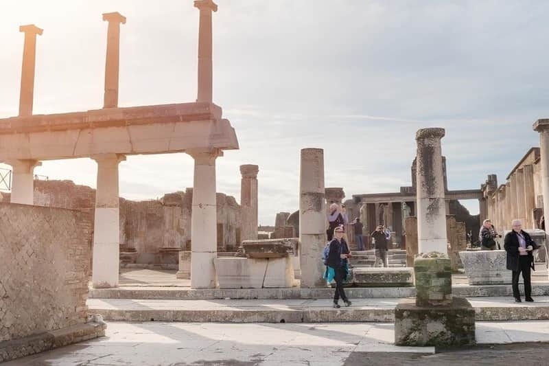 Pompeii: Day Trip from Rome + Lunch