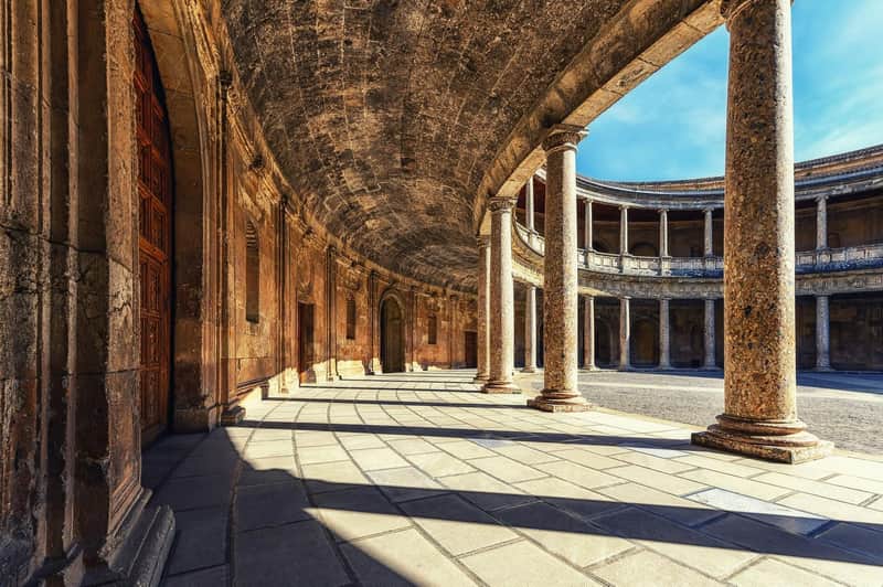 Alhambra: Guided Exterior Tour