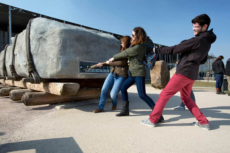 Stonehenge: Admission with Audio Guide + Transport from London