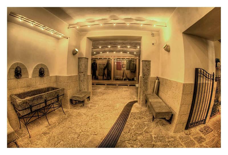 Naples Underground